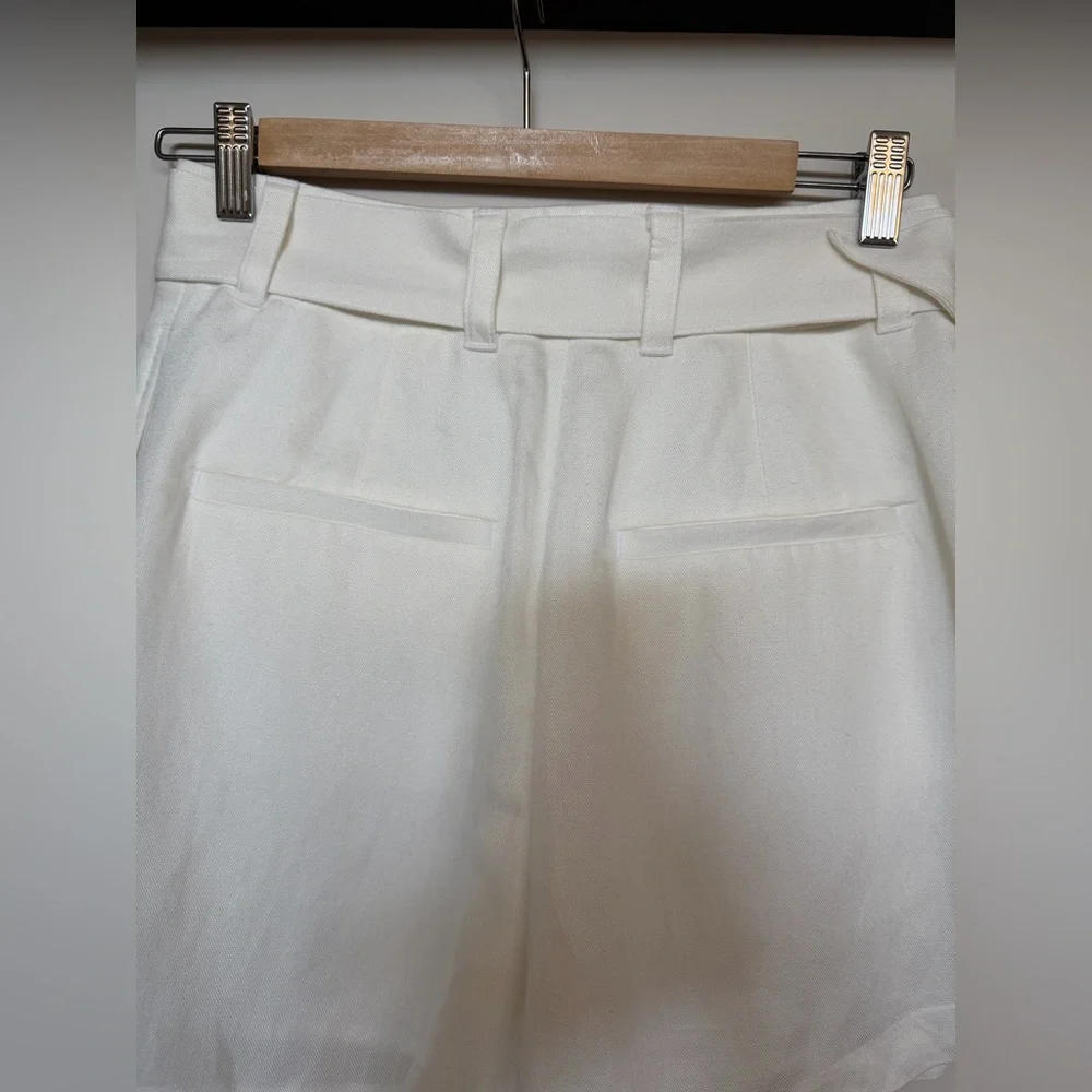 VGUC Club Monaco Short Size 2 - Picture 6 of 7